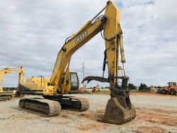 John Deere 330 LC Excavator